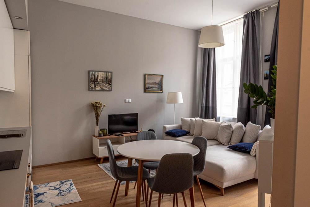 Maria Topfive With Free Private Parking Apartmán